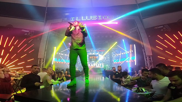 Cem Belevi - Aşkın İçinde Aşk Var (İllusion Event Hall / Alanya)