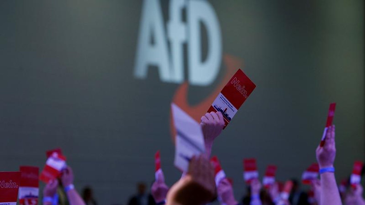 Γερμανία: Δεύτερο κόμμα η ακροδεξιά σε δημοσκόπηση
