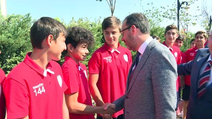 Gençlik ve Spor Bakanı Kasapoğlu: 'Tüm imkanlarımız tüm kaynaklarımız sizin için '- İZMİR