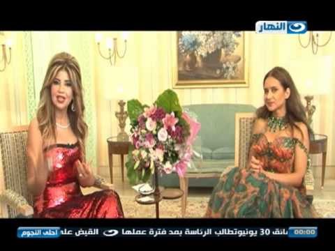 #Ahla_ElNogoum | #احلى_النجوم | بوسى شلبى تكرم نيللى كريم على نجاحها وجائزة أحسن ممثلة عربية
