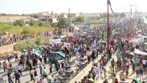 - تظاهرات ضد النظام السوري في بلدة معرة النعمان في ادلب