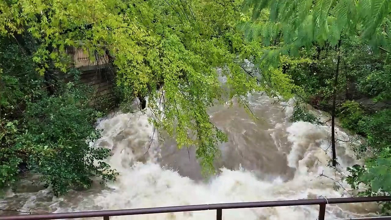 Hurricane Florence Flooding in Fayetteville, NC 17SEP2018 Kayaking Over Roads