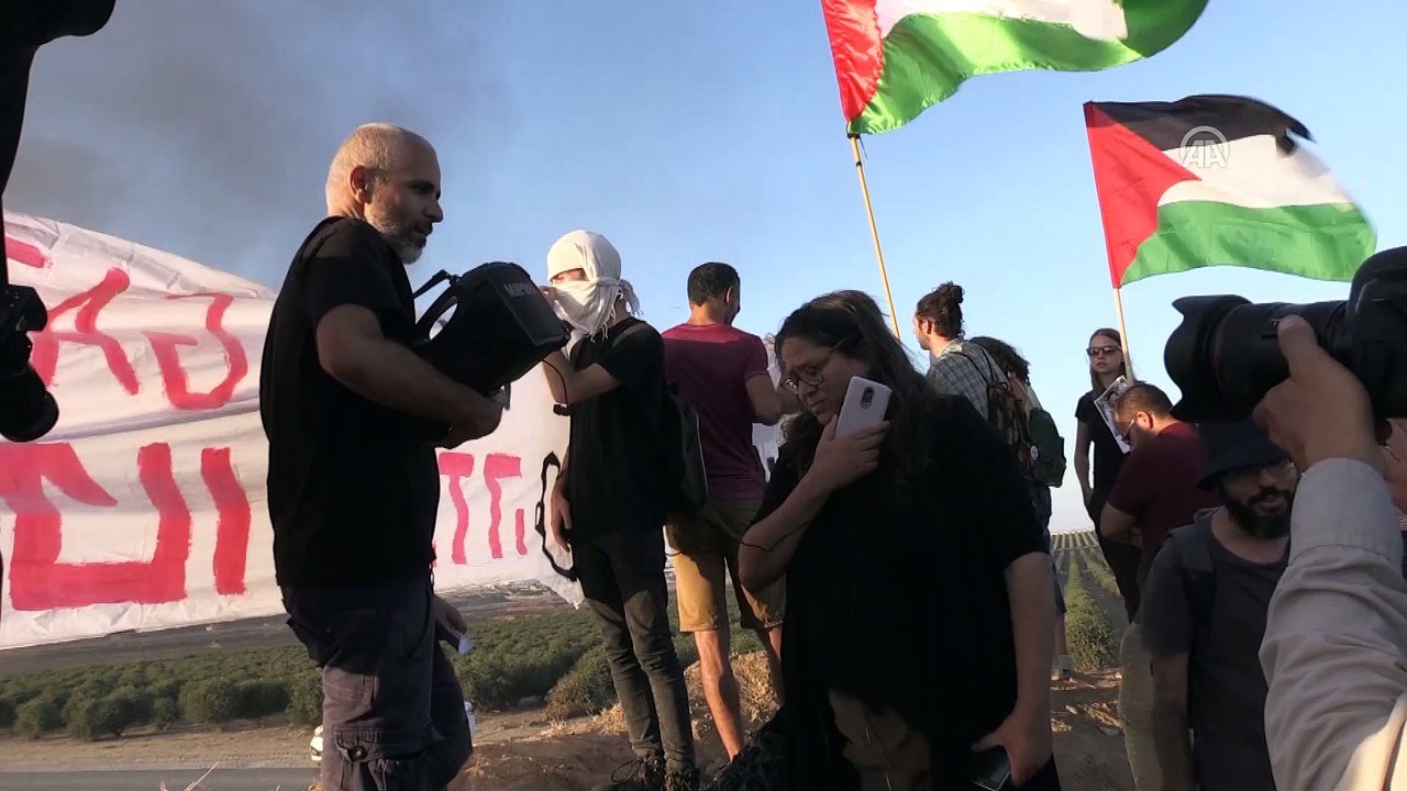 İsrailli aktivistlerden Gazze’ye destek gösterisi