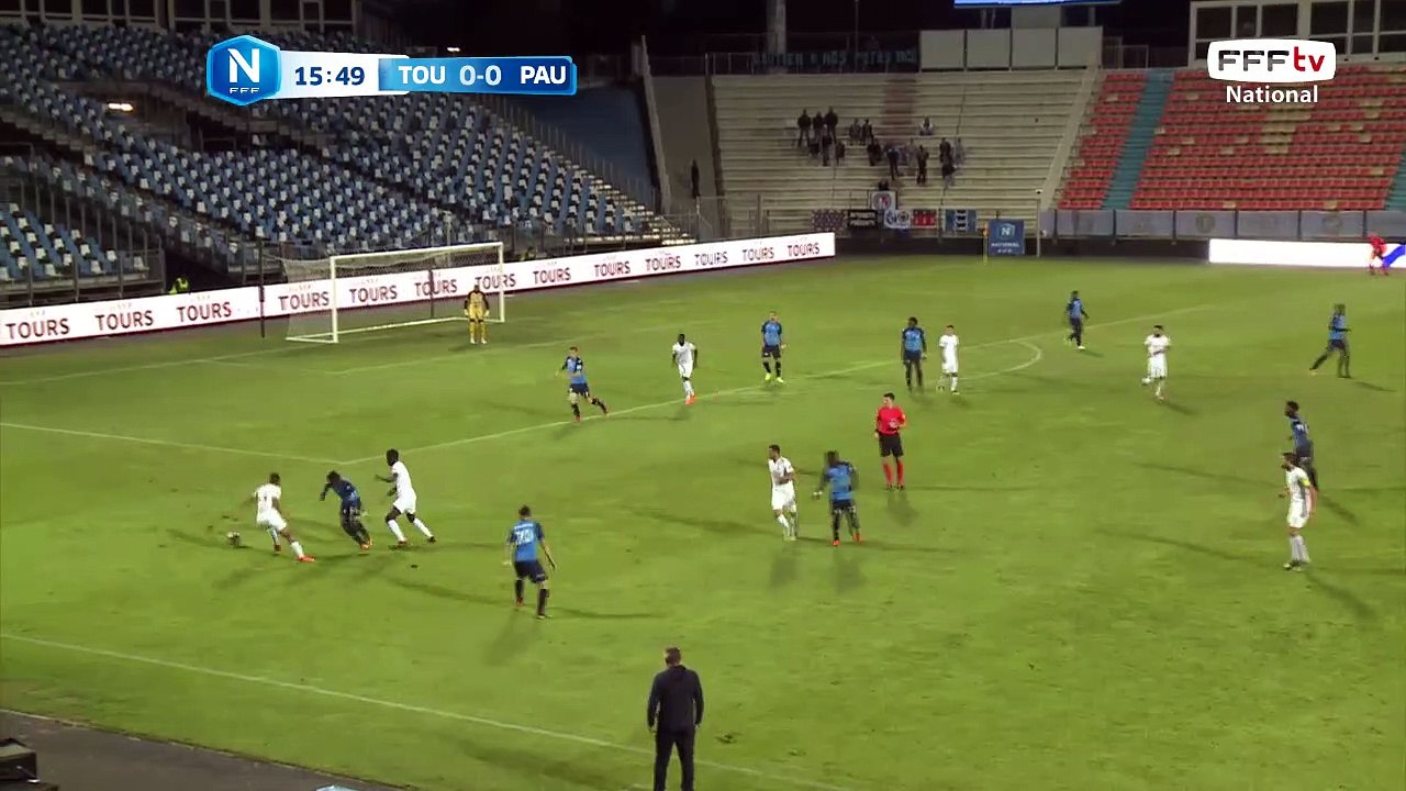 Oh la grosse frappe de NAME détournée en corner par ELANA !!