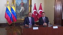 Cumhurbaşkanı Yardımcısı Delcy Rodriguez, Dışişleri Bakanı Mevlüt Çavuşoğlu'nu kabul etti - VENEZUELA