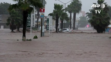 Mortes em meio à chuva forte