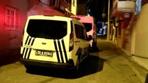 İzmir'de Kavgaya Müdahale Eden Polis Bıçaklandı