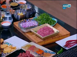 لقمة هنية : طريقة عمل يخني سجق بالبصل - فراخ مشوية بالمكرونة  - مسقعة باللحمة والسبانخ