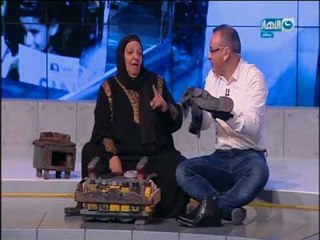 أخر_النهار|  سيدة مصرية مكافحة تمتهن " مسح الأحذية " فى دمنهور بعد وفاة زوجها