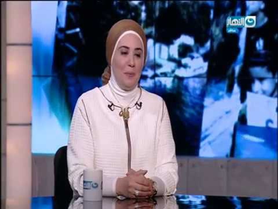 أخر النهار  - لقاء مع الداعية الأسلامية / نادية عمارة  وحوار حول فوضى الفتاوى وتجديد الخطاب الديني