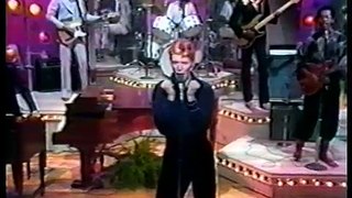 David Bowie - Stay & Five Years  Dinah Shore Show 1976 Live TVShow VO