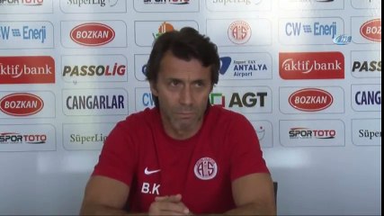 Bülent Korkmaz: “Ligin En Çok Gol Yiyen Takımı Olmaktan Dolayı Rahatsızım”