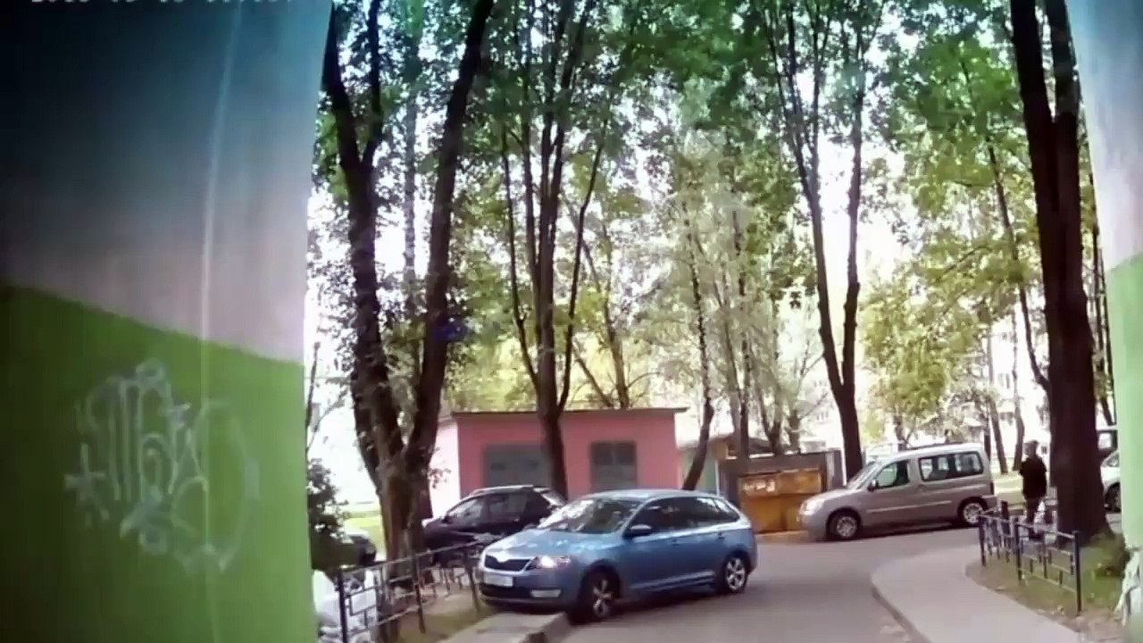 THE WORST WOMEN DRIVERS, GIRLS FAIL COMPILATION SEPTEMBER (1)