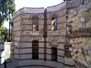 أخر النهار -  جولة مشوقة ب " حصن بابليون"  بمصر القديمة المكان اللي قفز من علية الزبير بن العوام  ⛪