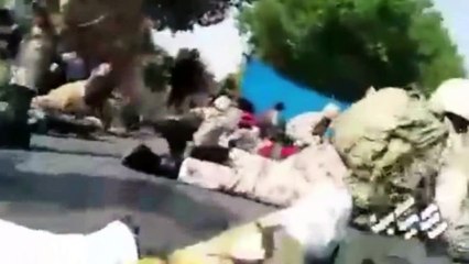 Al menos 8 soldados muertos en un ataque contra un desfile militar en el sur de Irán