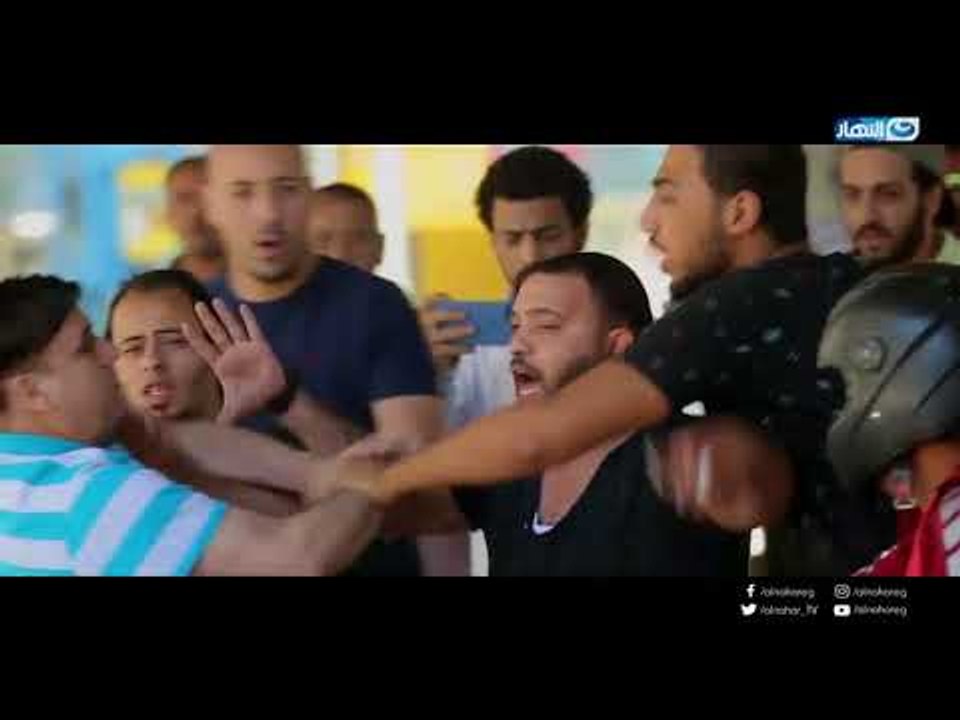 عقارب_الساعة | ام تتعرض للضرب والبهدلة علشان ولادها ومش هتصدق رد فعل الناس فى الشارع !!