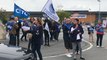Manifestation des salariés de Cora contre le travail du dimanche