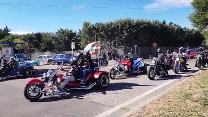 Bollène : un défilé de voitures pour démarrer la journée américaine