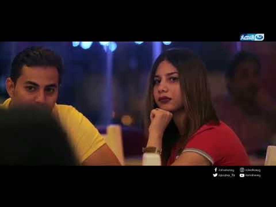 عقارب الساعة - هجوم عنيف من المصريين على راغدة شلهوب في مطعم بسبب طفلة !!!