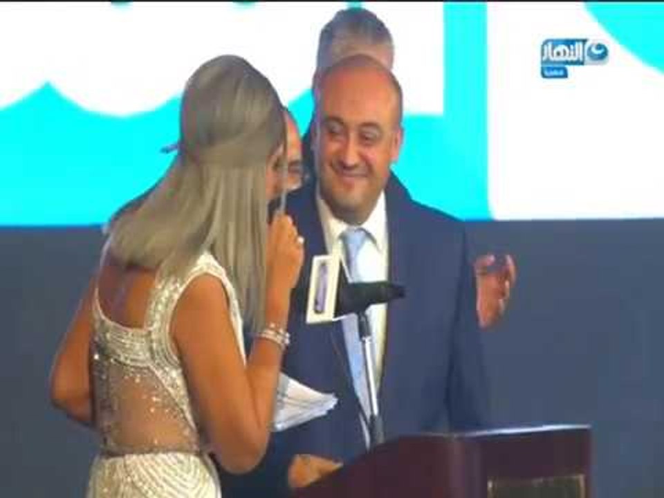 تكريم الاستاذ "علاء _الكحكي" مالك شبكة تليفزيون النهار بمهرجان القنوات الفضائية 2018