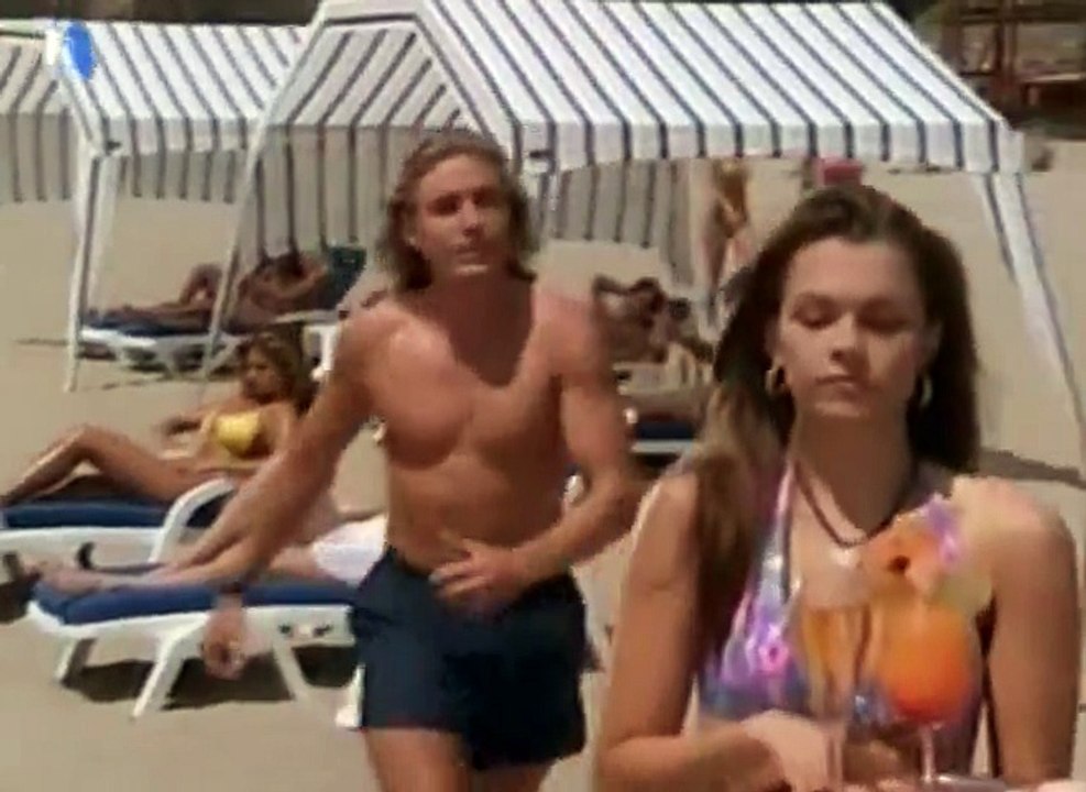 Alerte a Malibu S5E4 FRENCH   Part 01