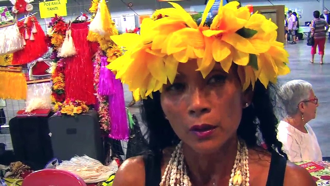 Maeva et l'association Poe Rava Tahiti vous apprend les danses polynésiennes.