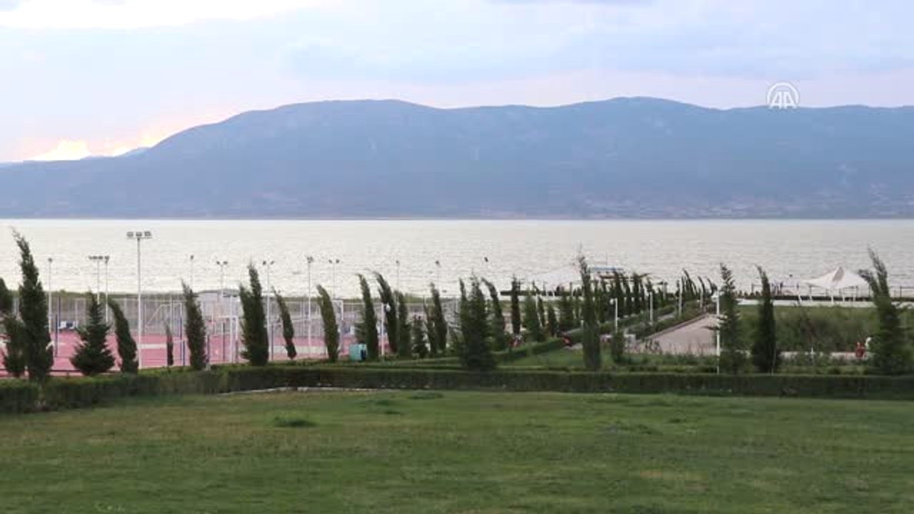 Burdur Gölü'nden En Önemli Su Kaybı Buharlaşmadan Oluşmaktadır"