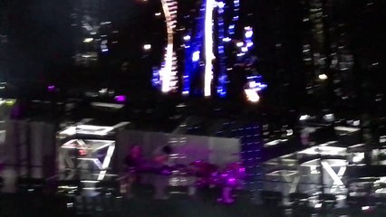 Selena Gomez and Taylor Swift Hands To Myself Pasadena tour
