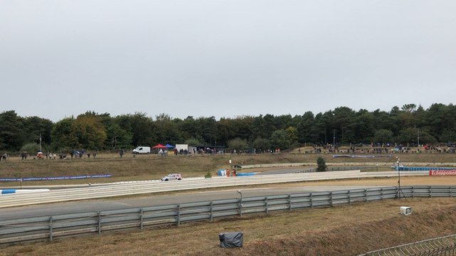 À Mayenne. Un public au rendez-vous pour la 8e manche du Championnat de France de rallycross