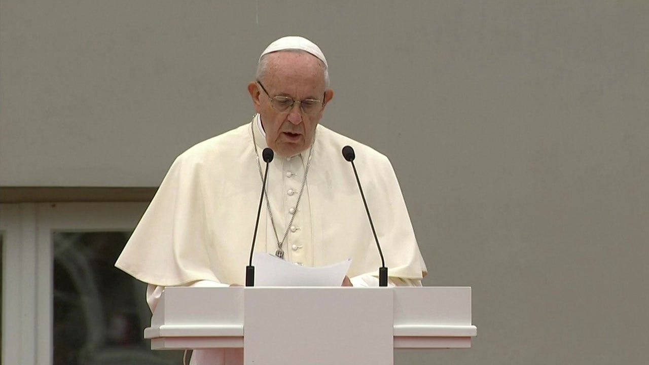 프란치스코 교황, 독립 100주년 발트 3국 순방 / YTN