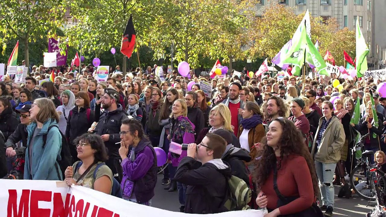 Demos gegen und für Abtreibung in Berlin