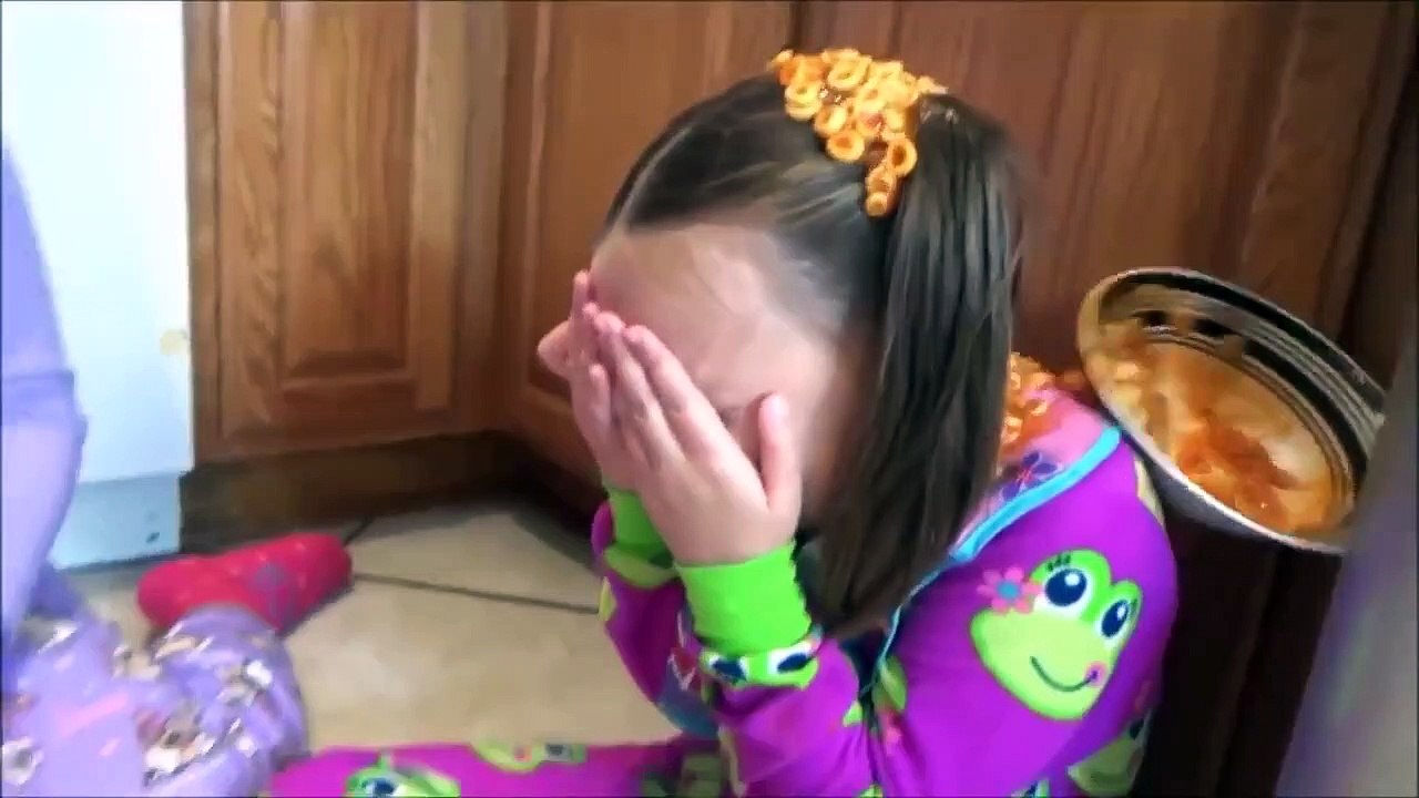 Bad Baby Victoria vs Crybaby Daddy Real Food Toy Freaks Annabelle