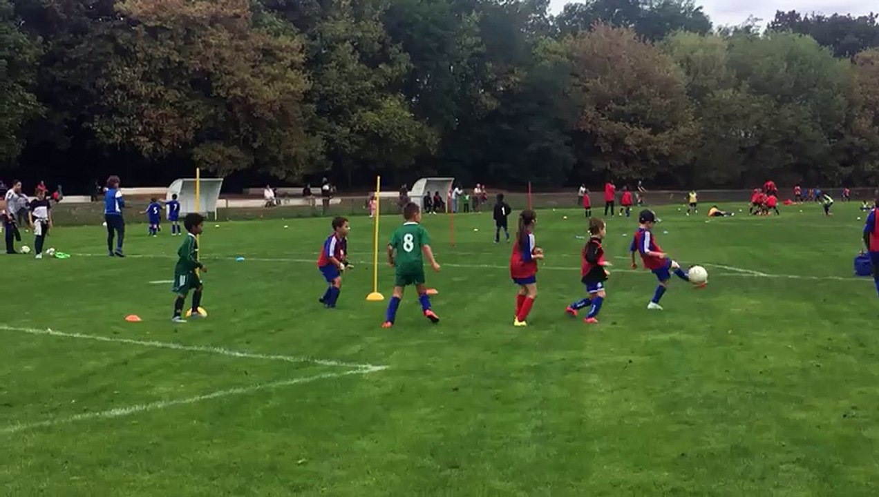 Ecole de foot FCE en action !