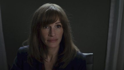 Julia Roberts In New 'Homecoming' Trailer