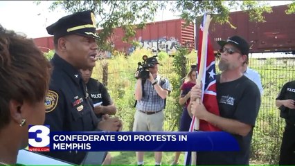 Descargar video: Group Protests Sale of Memphis Park Containing Confederate Monuments