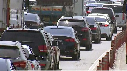 [실시간교통정보] 연휴 둘째날 고속도로 곳곳 정체...11시쯤 절정 / YTN