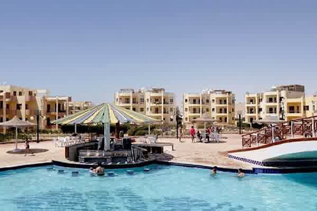 شالية للبيع في الجولدن بيتش بحديقة