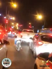 TÝ NỮA LÀ ĐỜI BỐC CỨT