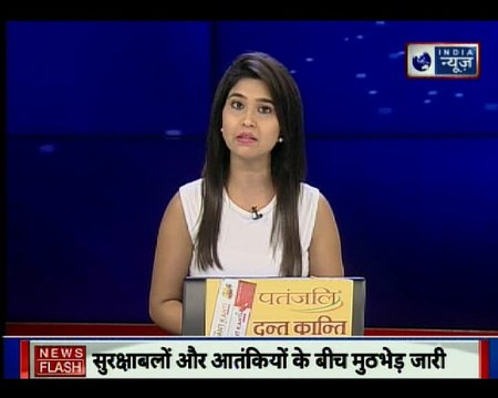 UP: BJP MLA Surendra Singh jostling with District School Inspector in a meeting in Ballia