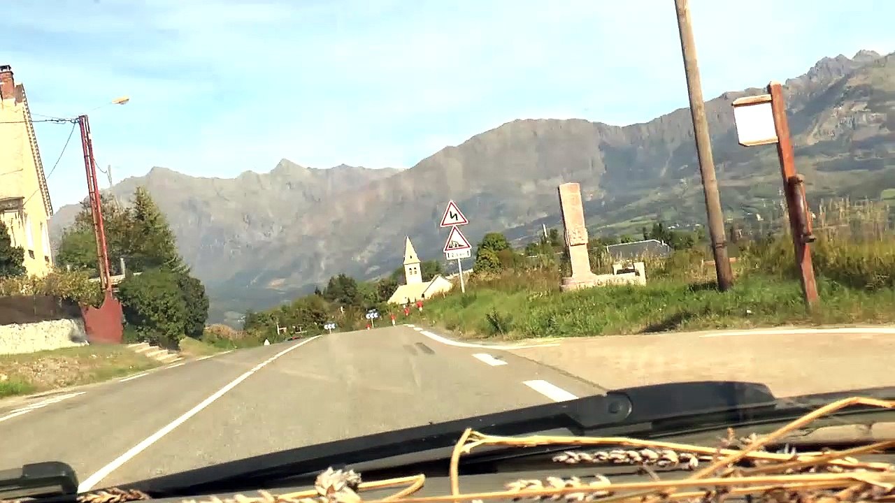 Quand la ministre des 80 km/h, Elisabeth Borne, tutoie les 120  pendant sa visite dans les Hautes-Alpes