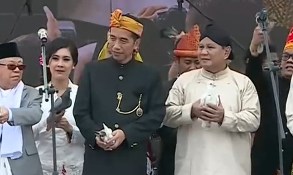 Capres dan Cawapres Tandatangani Deklarasi Kampanye Damai