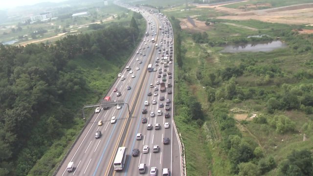 [고속도로 교통상황] 정체 조금씩 풀려... 저녁쯤 해소 / YTN