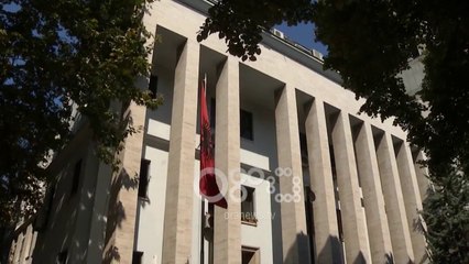 Ora News - 2 mijë euro për masën e sigurisë, avokatja dhe një i arrestuar mbeten në burg