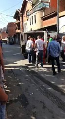 Vetura godet një këmbësor në Prishtinë, lëndohen edhe dy të tjerë