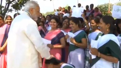 PM Modi Ranchi में मिले ASHA, Anganwadi workers से, Watch Video | वनइंडिया हिंदी