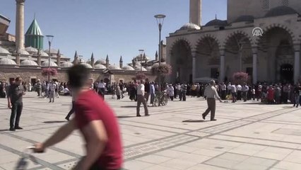 Vatandaşlara Aşure İkramı