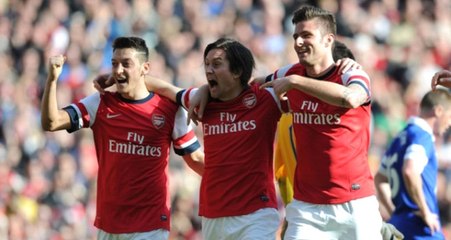 Arsenal'in Eski Futbolcusu Rosicky'den Mesut Özil'e Destek Oldu