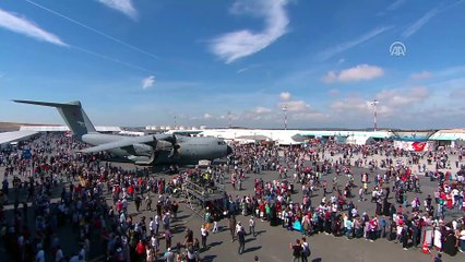 TEKNOFEST İstanbul - Bayraktar SİHA ilk kez sivil gösteri yaptı - İSTANBUL