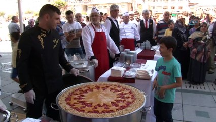 Cumhurbaşkanlığı'ndan Konya'da aşure dağıtımı