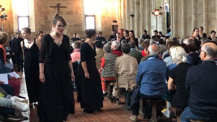 Mikrokosmos envahit le Réfectoire des moines